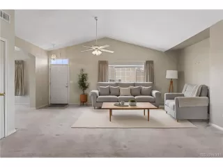 Photo #3: 5048687 Listing