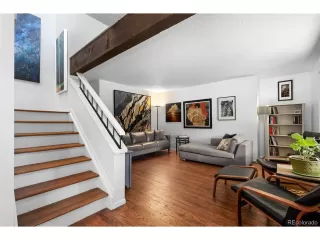 Photo #2: 5049270 Listing