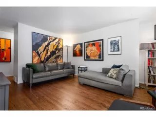 Photo #3: 5049270 Listing