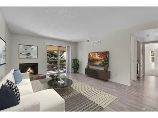 Photo #5: 5053969 Listing