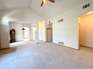 Photo #3: 5055693 Listing 