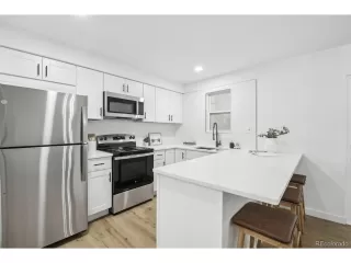 Photo #6: 5056959 Listing 