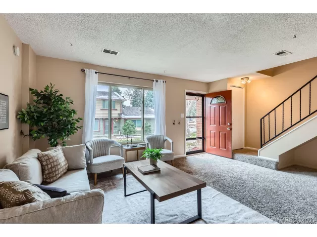 MLS: 5058016 Condo For Sale