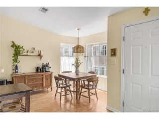 Photo #6: 5058427 Listing 