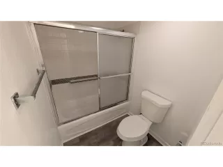 Photo #5: 5059350 Listing 