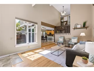 Photo #3: 5060078 Listing