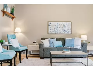 Photo #6: 5060078 Listing