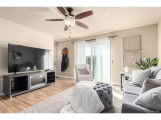 Photo #4: 5062226 Listing