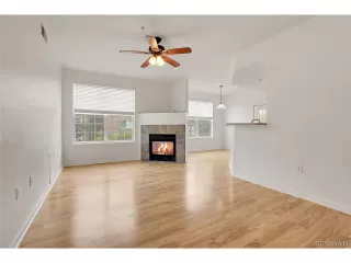 Photo #5: 5063830 Listing 