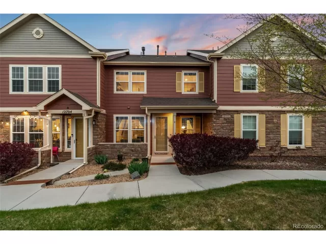 MLS: 5066165 Condo For Sale