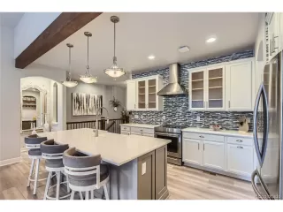 Photo #5: 5067734 Listing 