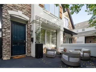 Photo #2: 5067986 Listing