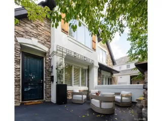 Photo #4: 5067986 Listing