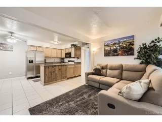 Photo #3: 5068245 Listing