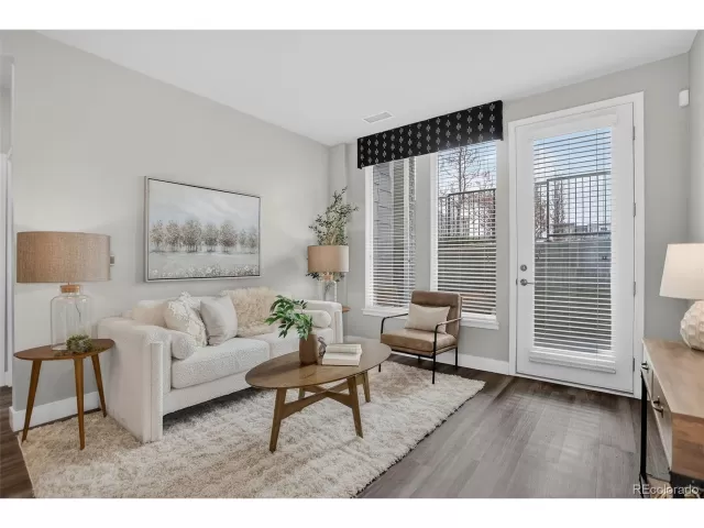 MLS: 5070951 Condo For Sale