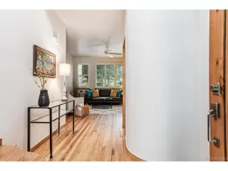 Photo #2: 5072324 Listing