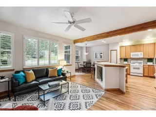 Photo #3: 5072324 Listing