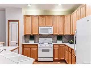 Photo #4: 5072324 Listing