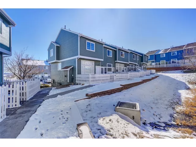 MLS: 5072949 Condo For Sale