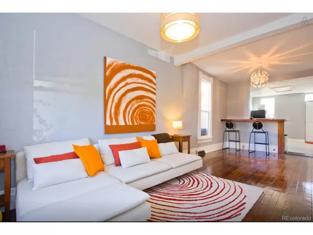 MLS: 5076440 Condo For Sale