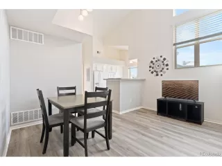 Photo #4: 5079333 Listing 