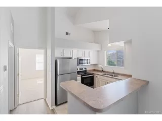 Photo #5: 5079333 Listing 