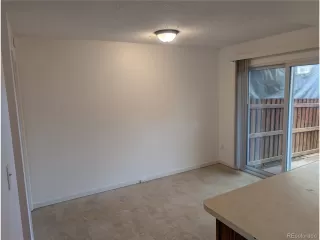 Photo #6: 5084365 Listing