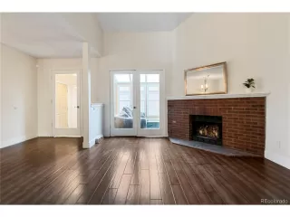 Photo #2: 5086651 Listing 