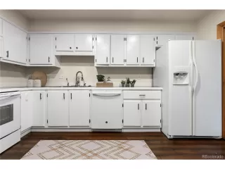 Photo #4: 5086651 Listing 