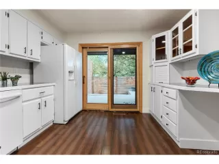 Photo #5: 5086651 Listing 