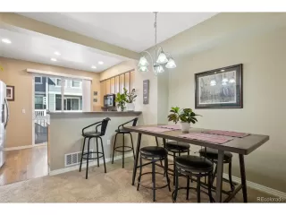 Photo #4: 5087437 Listing