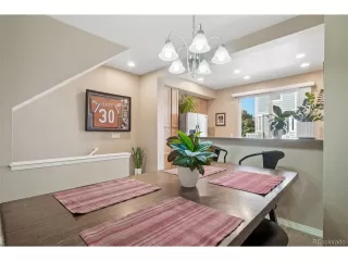 Photo #6: 5087437 Listing