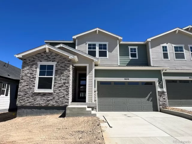 MLS: 5087888 Condo For Sale