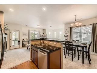 Photo #5: 5090433 Listing 