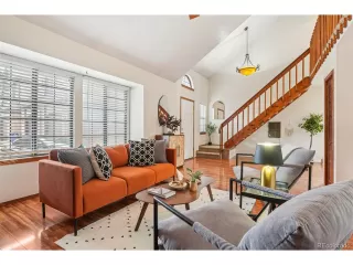 Photo #3: 5091764 Listing