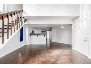 Photo #2: 5092568 Listing