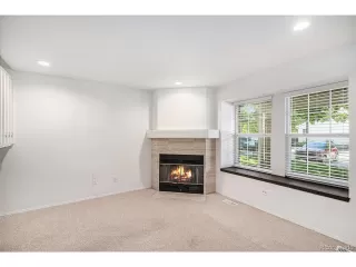 Photo #6: 5092880 Listing