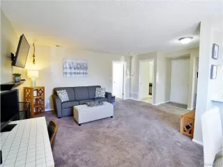 Photo #4: 5092881 Listing 