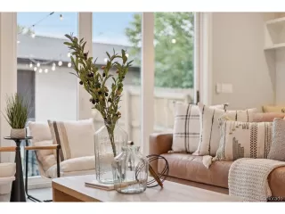 Photo #4: 5093365 Listing