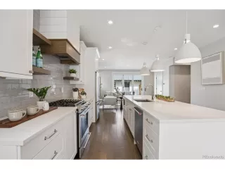 Photo #5: 5093365 Listing