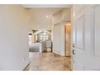 Photo #2: 5094757 Listing