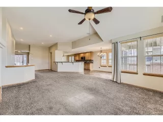 Photo #4: 5094757 Listing