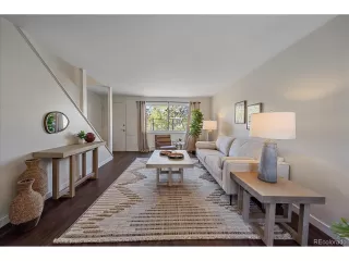 Photo #5: 5094898 Listing 