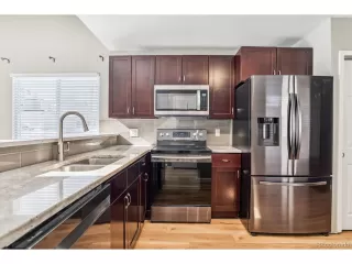 Photo #4: 5097227 Listing 