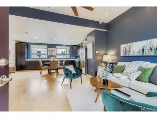 Photo #6: 5099370 Listing 