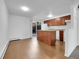 Photo #3: 5101372 Listing