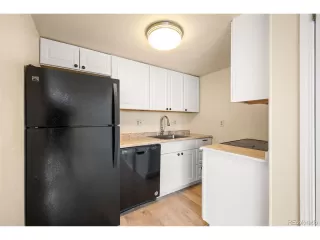 Photo #4: 5103164 Listing