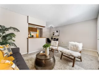 Photo #6: 5103808 Listing