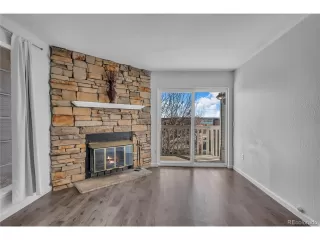 Photo #2: 5104919 Listing 