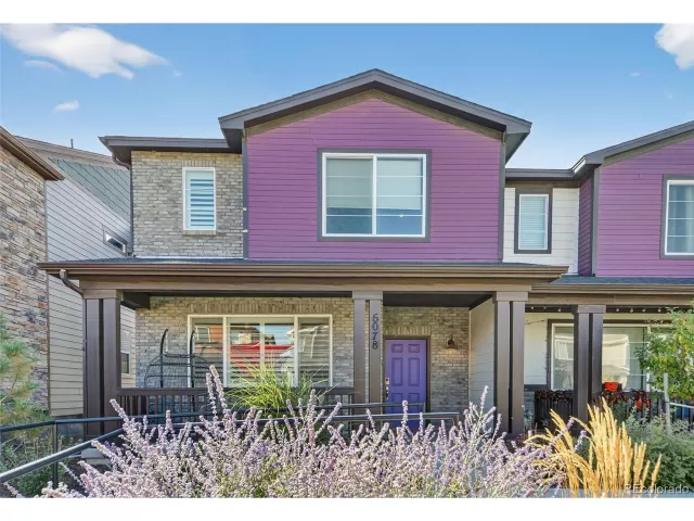 MLS: 5105194 Condo For Sale